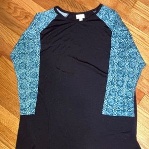 Lularoe women’s shirt